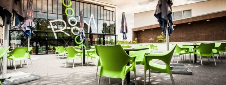 Room Bistro